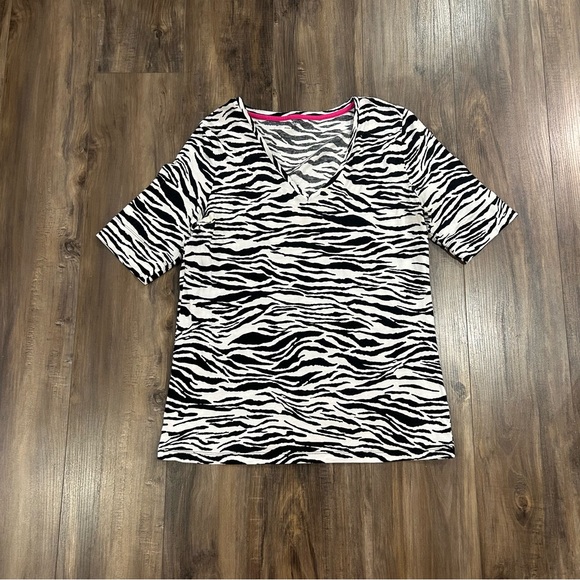 Women's Y2K Style Black & White Zebra Print V-Neck Top - Picture 2 of 5